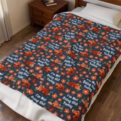 I'm Not Doing Shit Today Throw Blanket